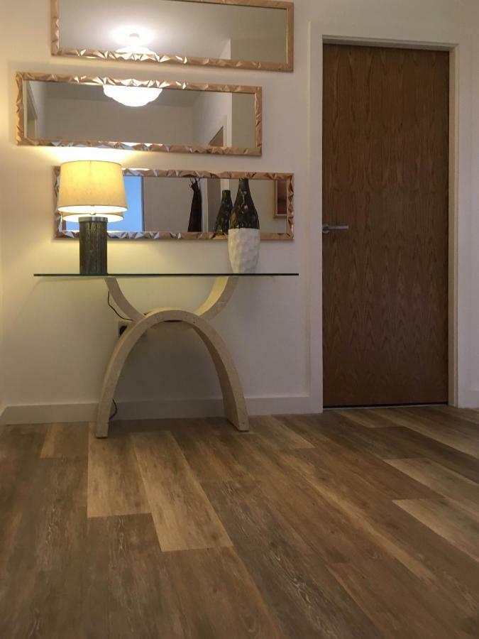 Luxury 1 Bed Apartment In City Centre With Parking Честер Экстерьер фото